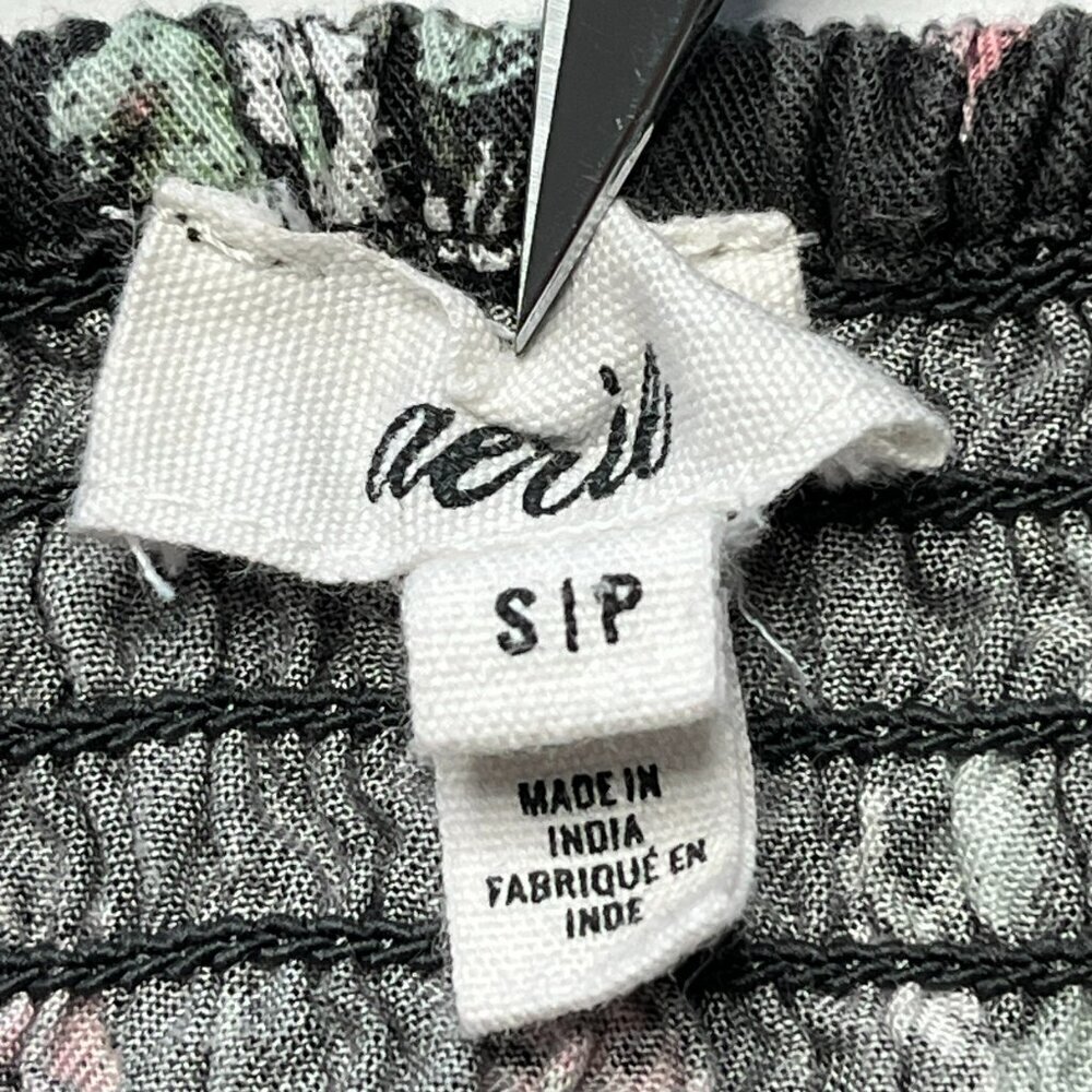 Aerie Rock n Ruffle Mini Skirt size S/P Black Floral Skater Preppy - Picture 3 of 7